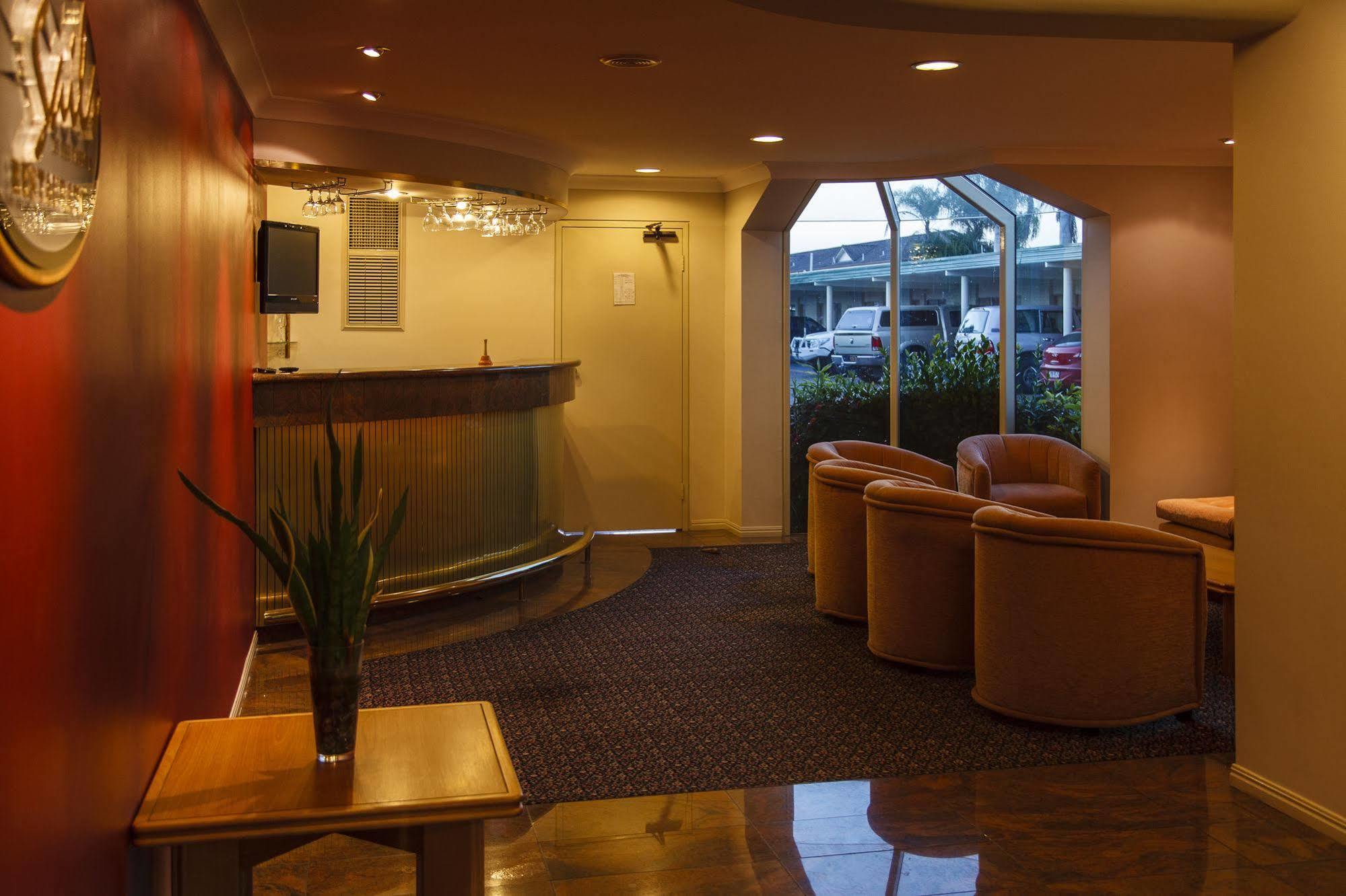 Mcnevins Maryborough Motel Luaran gambar